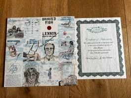 Autogramm John Lennon auf LP Shaved Fish, selten