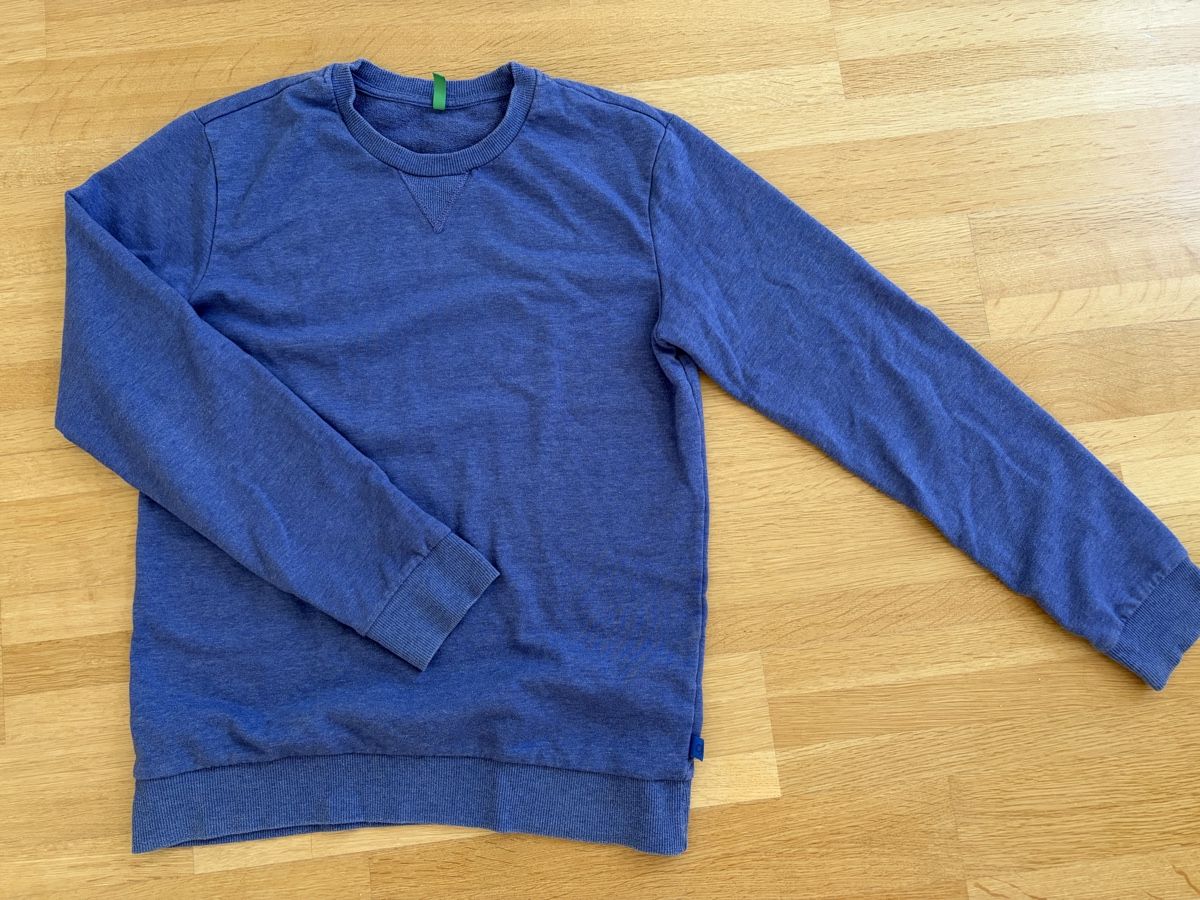 Benetton Maglioni & Felpe: Blauer Sweater – Usato da Schliern b. Köniz venduto da tezi