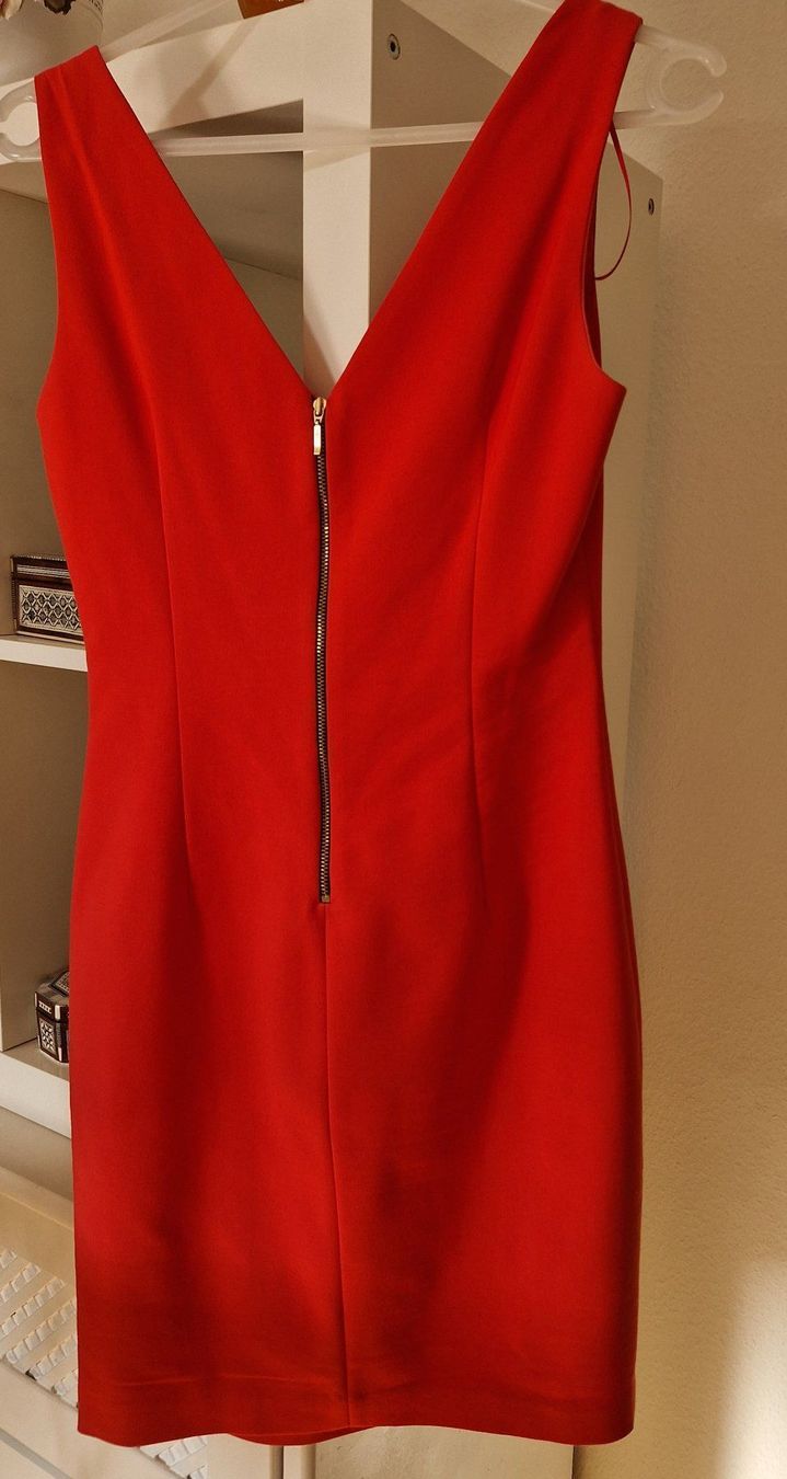 Zara Robes: Kleid – Neuf (Voir description) à Küsnacht ZH par 2011_ 6