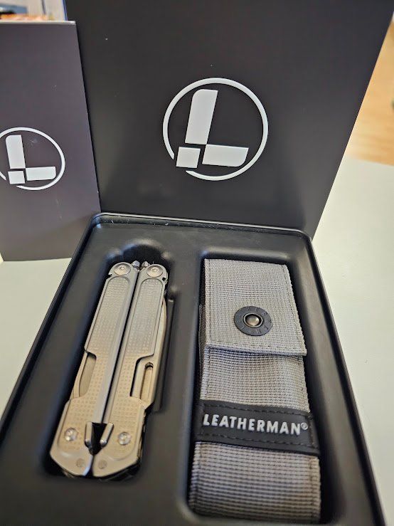 Leatherman Couteaux de poche: Leatherman Multi Tool Free P2 Breite 3.4 mm – Neuf avec emballage d'origine à Jegenstorf par Bracher_Shop 4