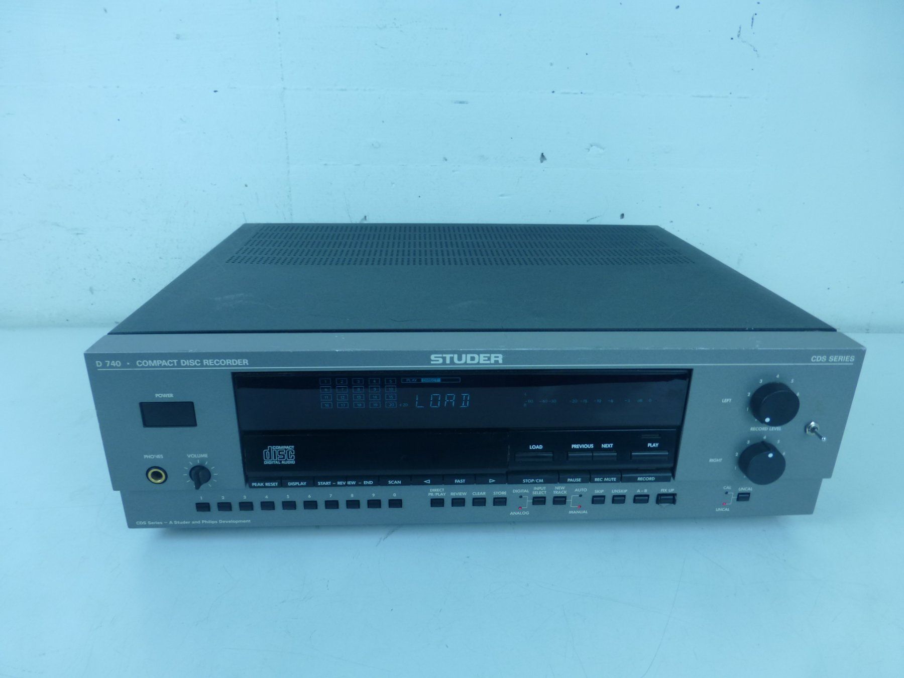 Studer Registratori: Studer D740 CD Recorder defekt – Difettoso da Fahrweid venduto da gruenezahn 7