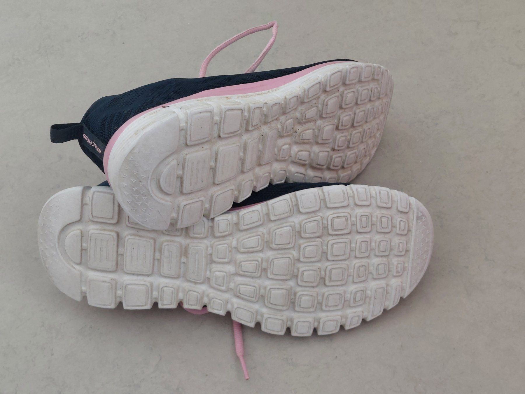 Skechers Scarpe per ragazze: Sketchers Schuhe Gr.40 – Usato da Pfäffikon SZ venduto da max_5ylc 2
