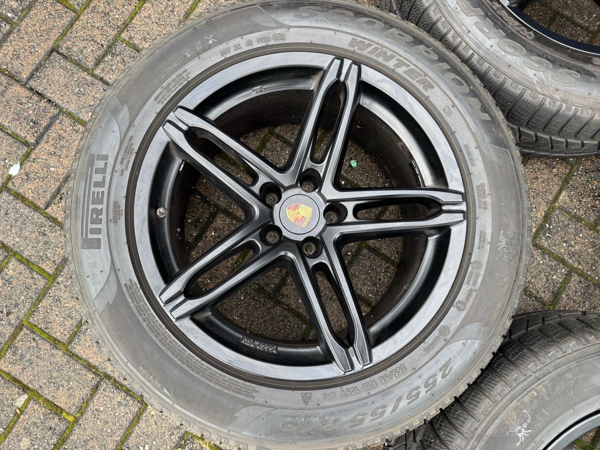 Pneumatici & Ruote complete: Felgen mit Pneu Porsche Macan – Usato da Aristau venduto da 020214 3