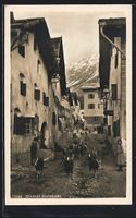 Graubünden, Bündner Dorfstrasse, Ziege