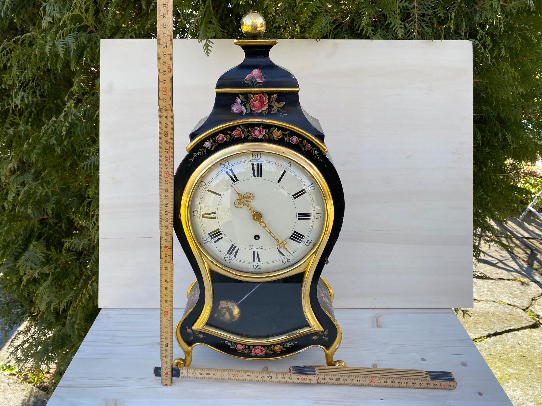 Zenith Stand- & Wanduhren: antike Neuenburger Zenith Le Locle Pendule – Gebraucht aus Feldbach von Olive1 9