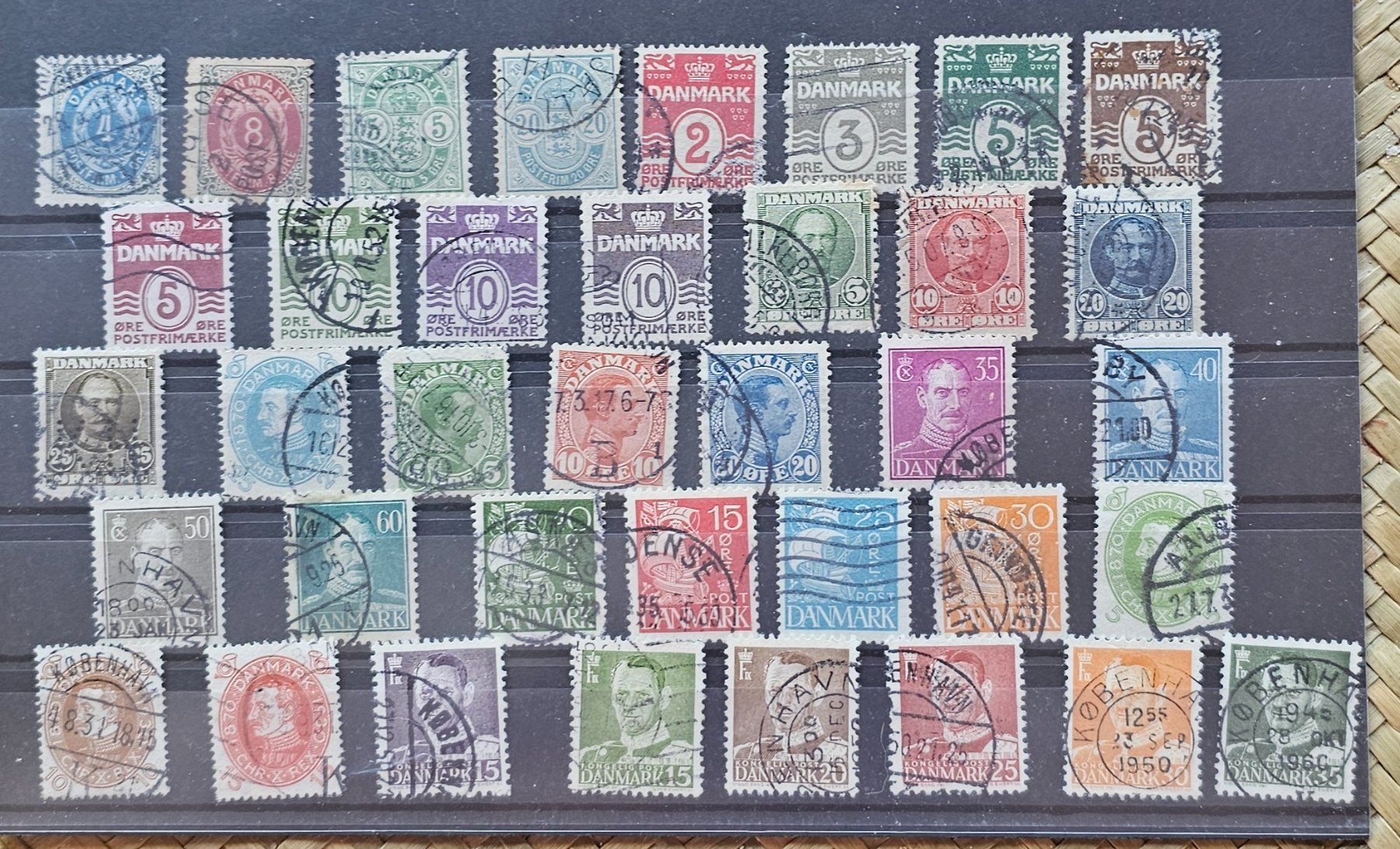 Tutti i francobolli: DANMARK alte Briefmarken – Usato da Les Valettes venduto da Nuba1