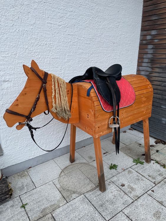Sattel Und Zaumzeug Fr Holzpferd