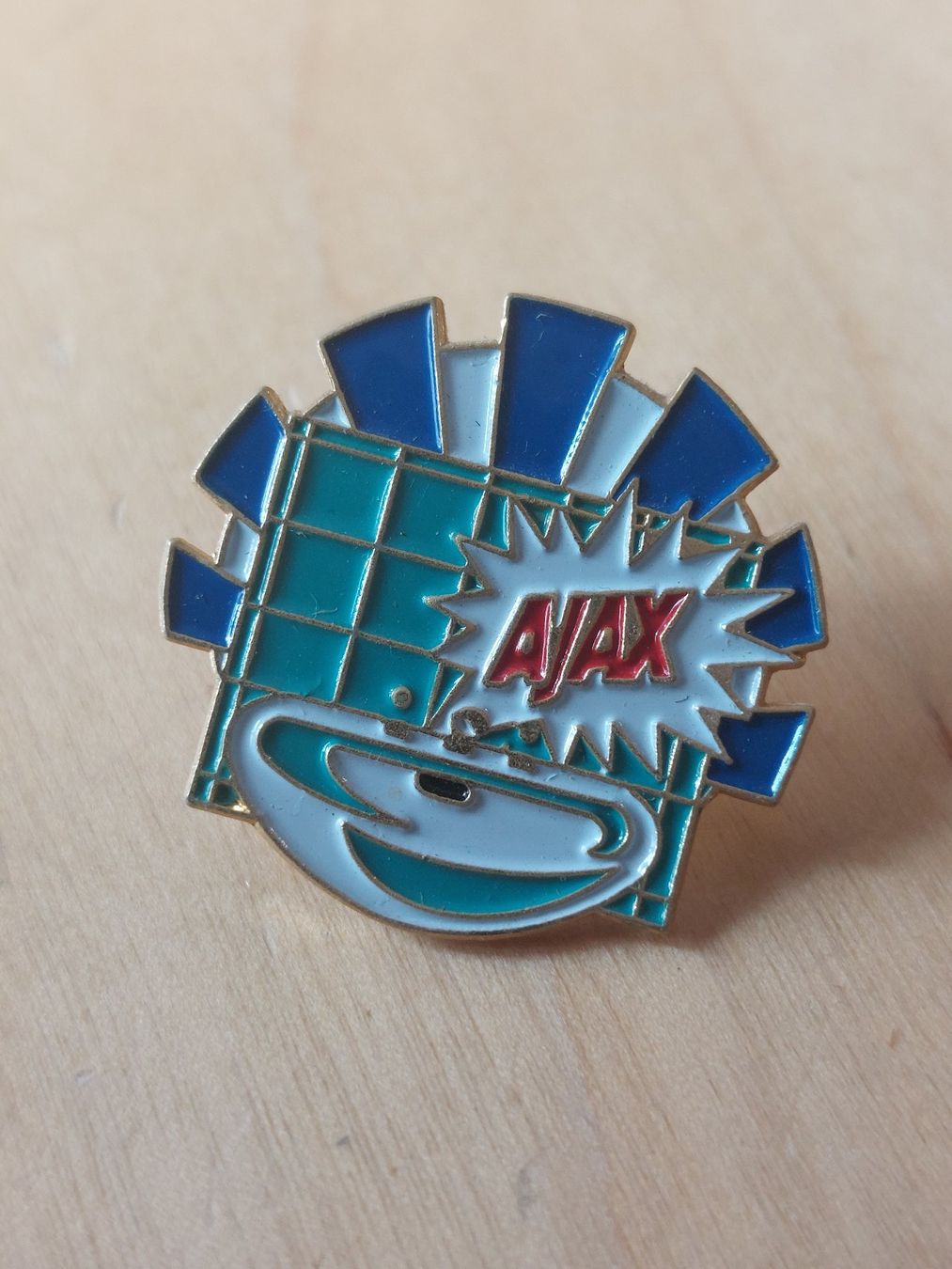 Placchette & Badge: AJAX - PIN – Usato da Gipf - Oberfrick venduto da Esnoopy 2