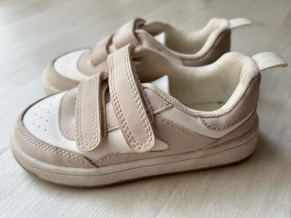 H&M Scarpe da uomo: H&M Sneaker Gr.25 – Usato da Obfelden venduto da JackyRot 2
