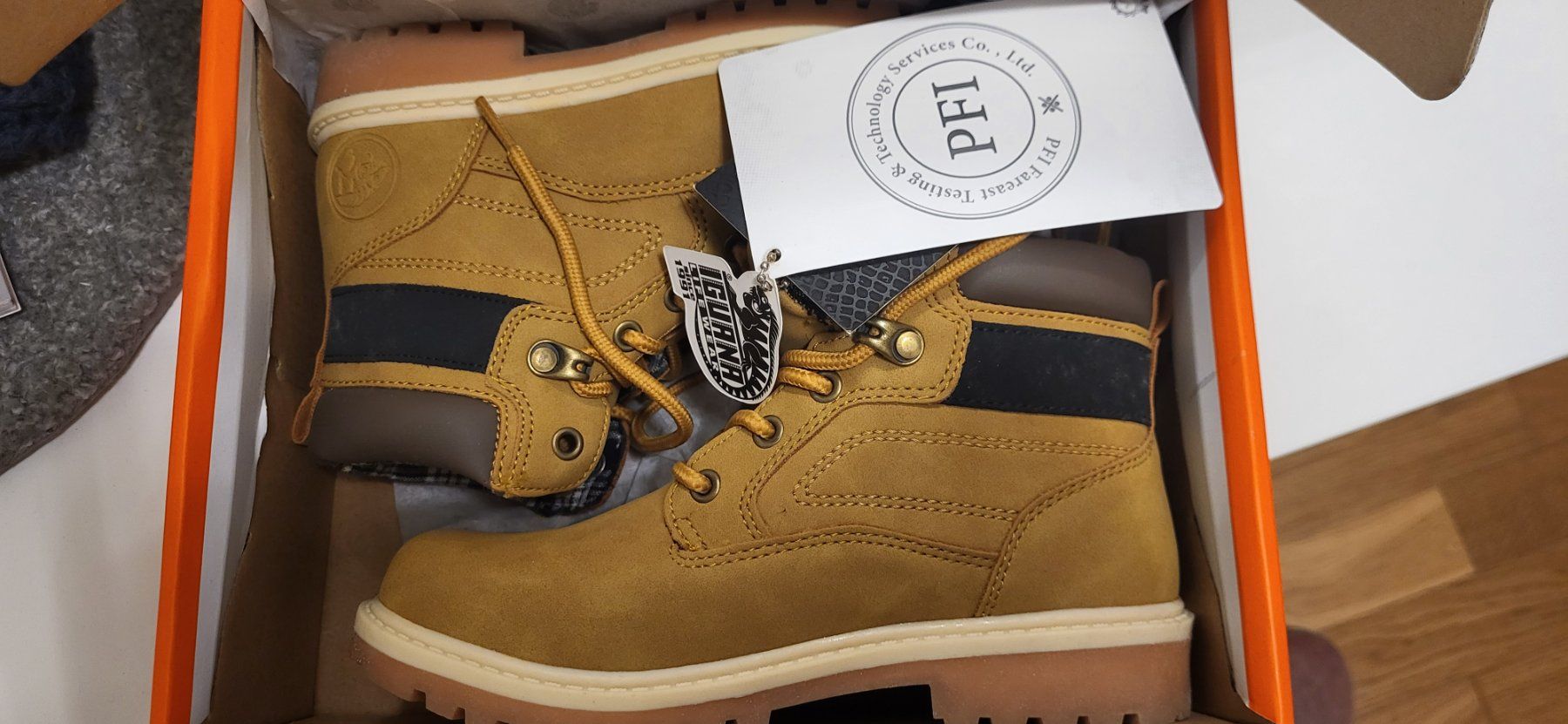 Scarpe per ragazzi: Bottines neuves pointure 32, garçon – Nuovo e nell'imballaggio originale da la tour de peilz venduto da alegre02 3