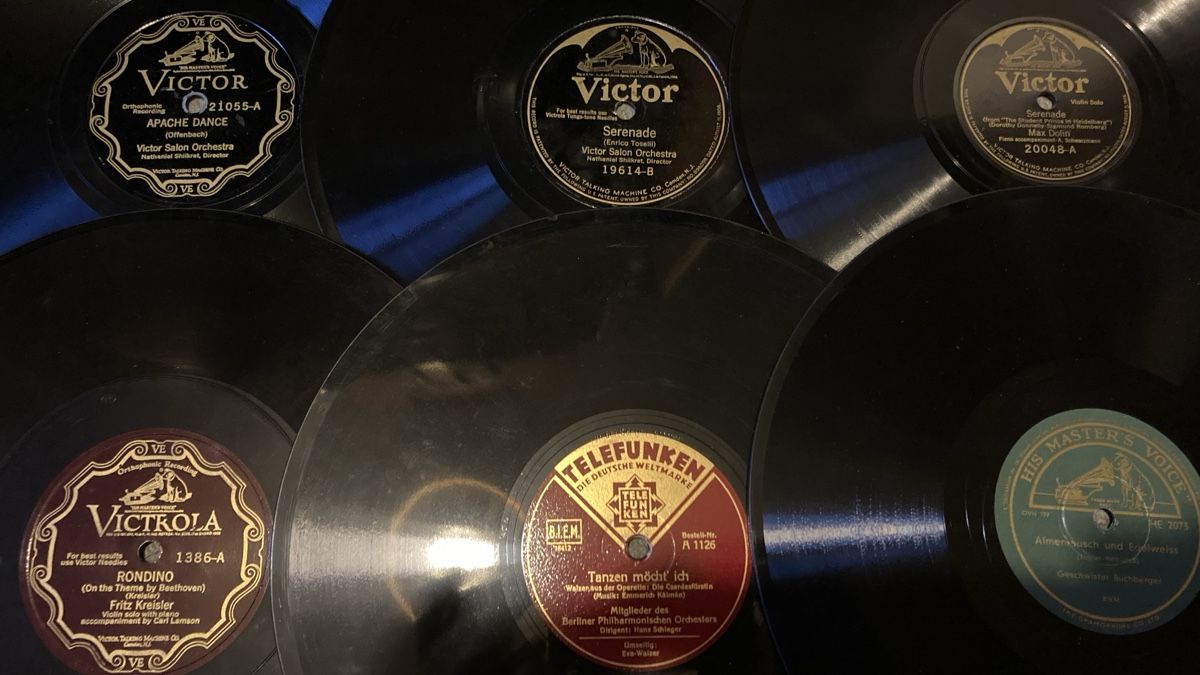 Dischi in vinile: Schellack Platten Konvolut 37 Stück – Usato da Chevenez venduto da Electro-Rick 2