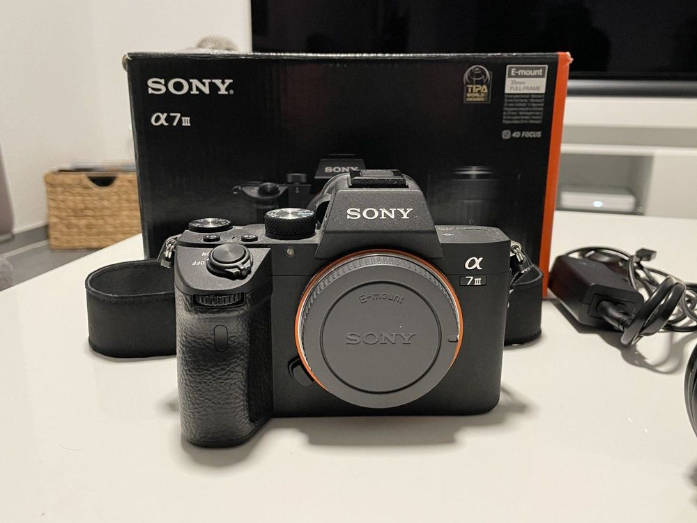 Sony Alpha 7 III inkl. 2870mm Objektiv Kaufen auf Ricardo