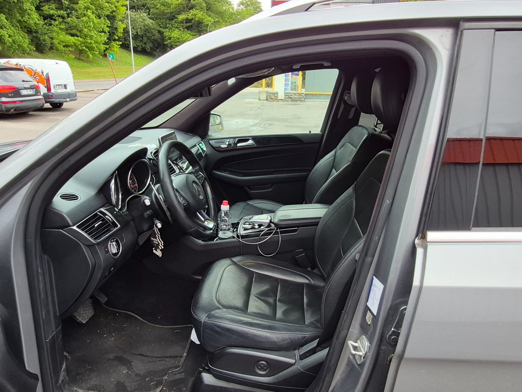 Mercedes-Benz Automobili: Mercedes GLE 350d  AMG – Usato da Genève venduto da leo_bw9b 4