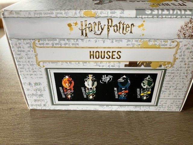 Tazze: Mug Harry Potter "Houses" neuf – Nuovo e nell'imballaggio originale da Les Ponts-de-Martel venduto da Jolisa 2