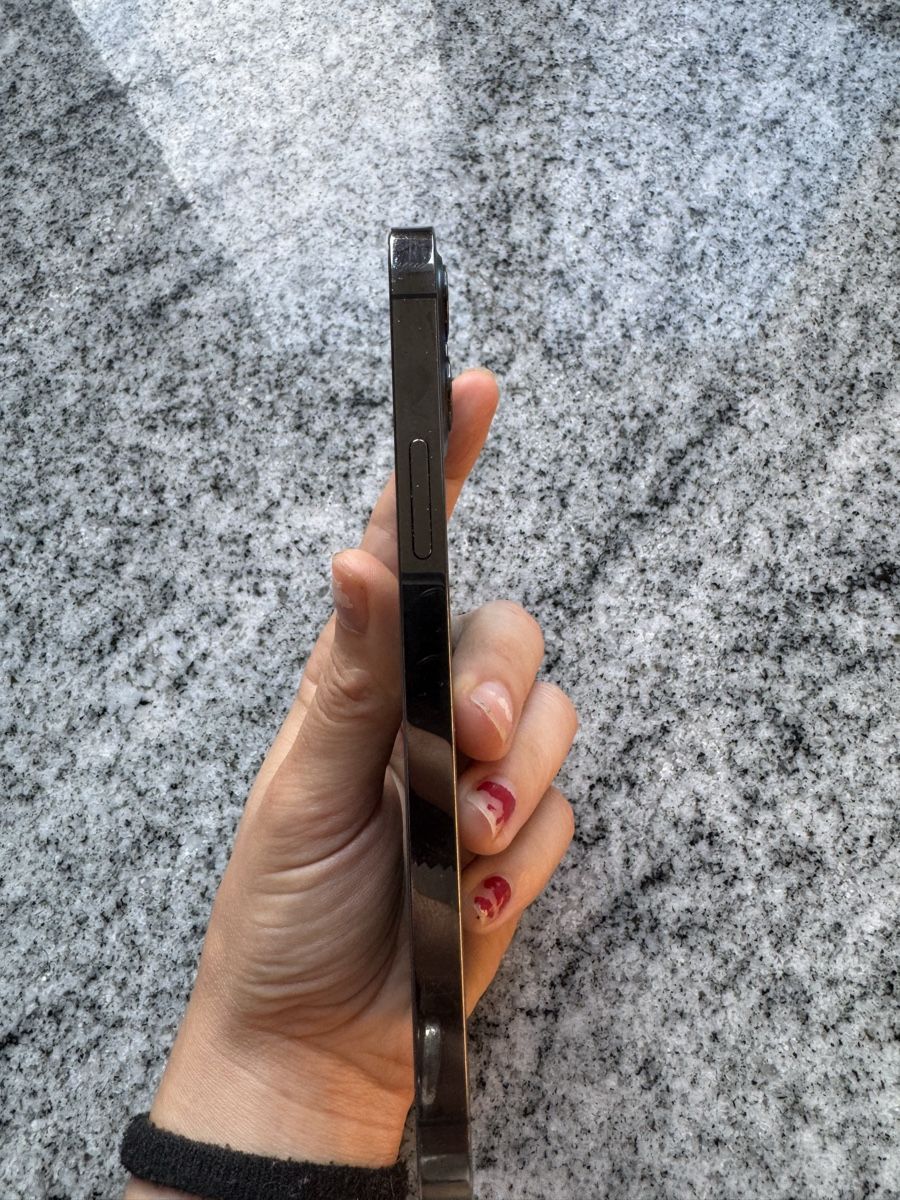 Apple Portables: Iphone 12 Pro 128GB Anthrazit – D'occasion à Zürich par ele_jvf2 3