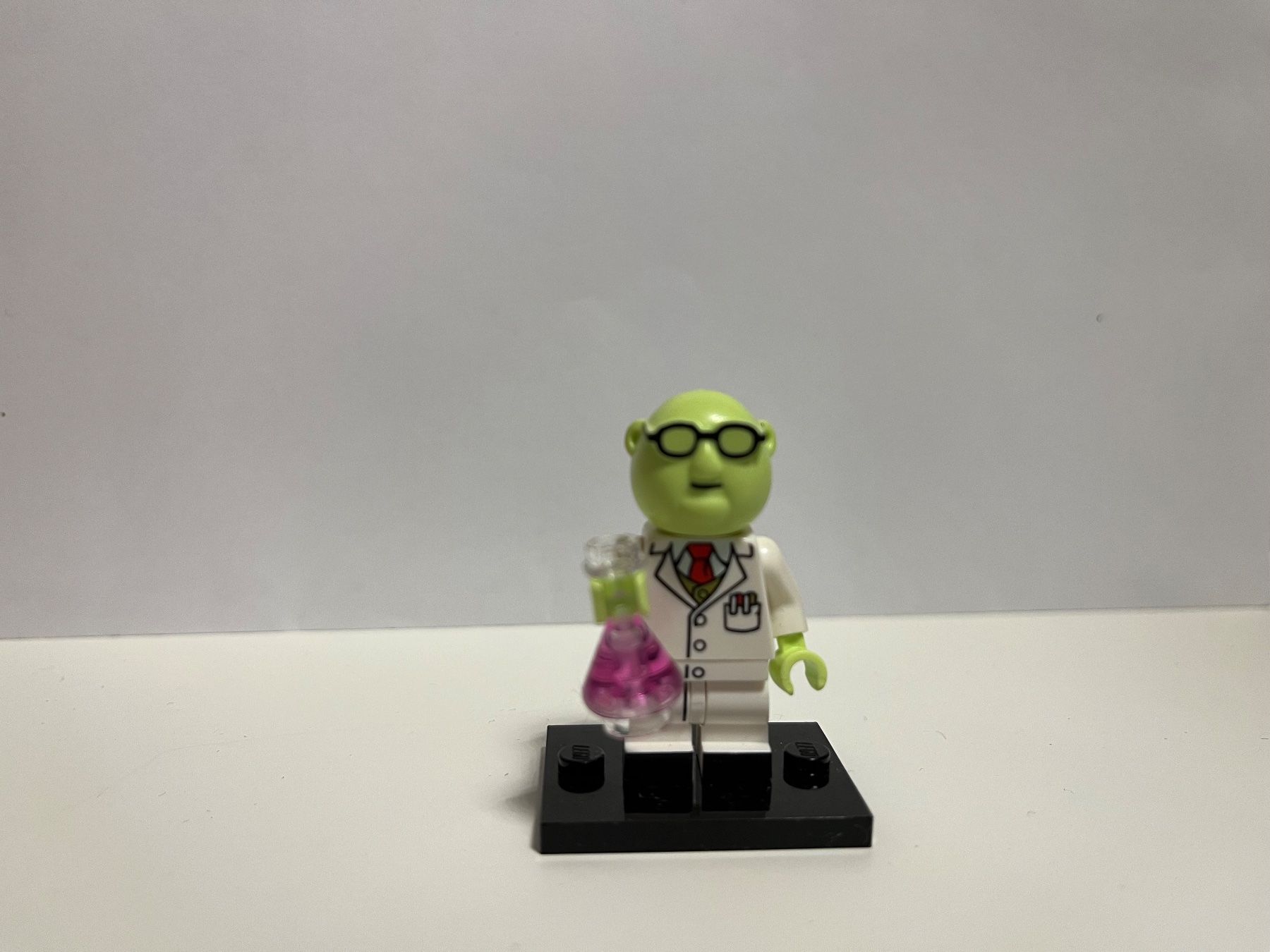 Statuette: Lego Figur  Die Muppets Prof.Dr.Honigtau – Usato da Uster venduto da Kannabie