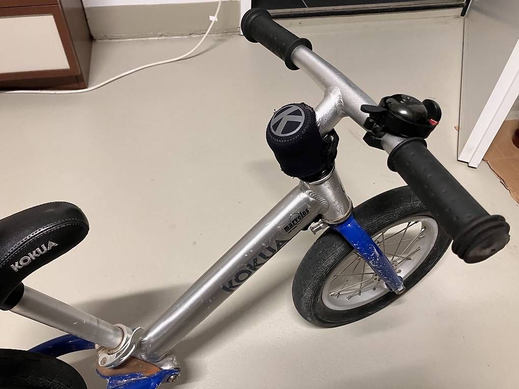 Fahrzeuge für Kinder: Kokua Jumper Laufrad blau – Gebraucht aus Lengnau AG von Nalzus 1