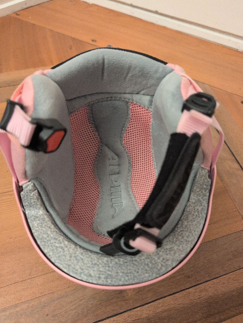 Alpina Caschi: Skihelm Alpina Kinder rosa – Usato da Winterthur venduto da Uprobst 3