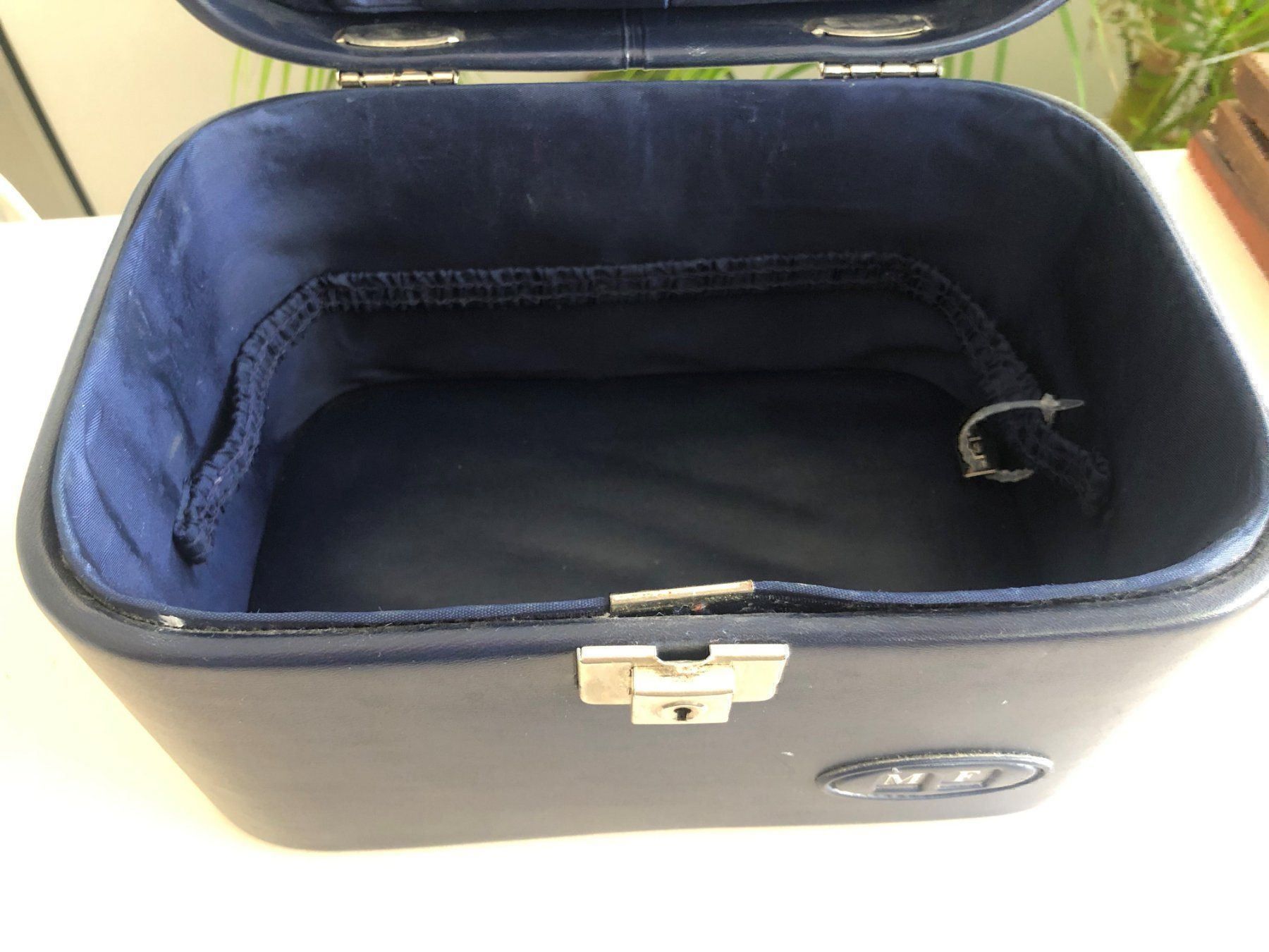 Taschen für Damen: Beautycase Vintage ! – Gebraucht aus Brügg BE von rutschimedizin 3