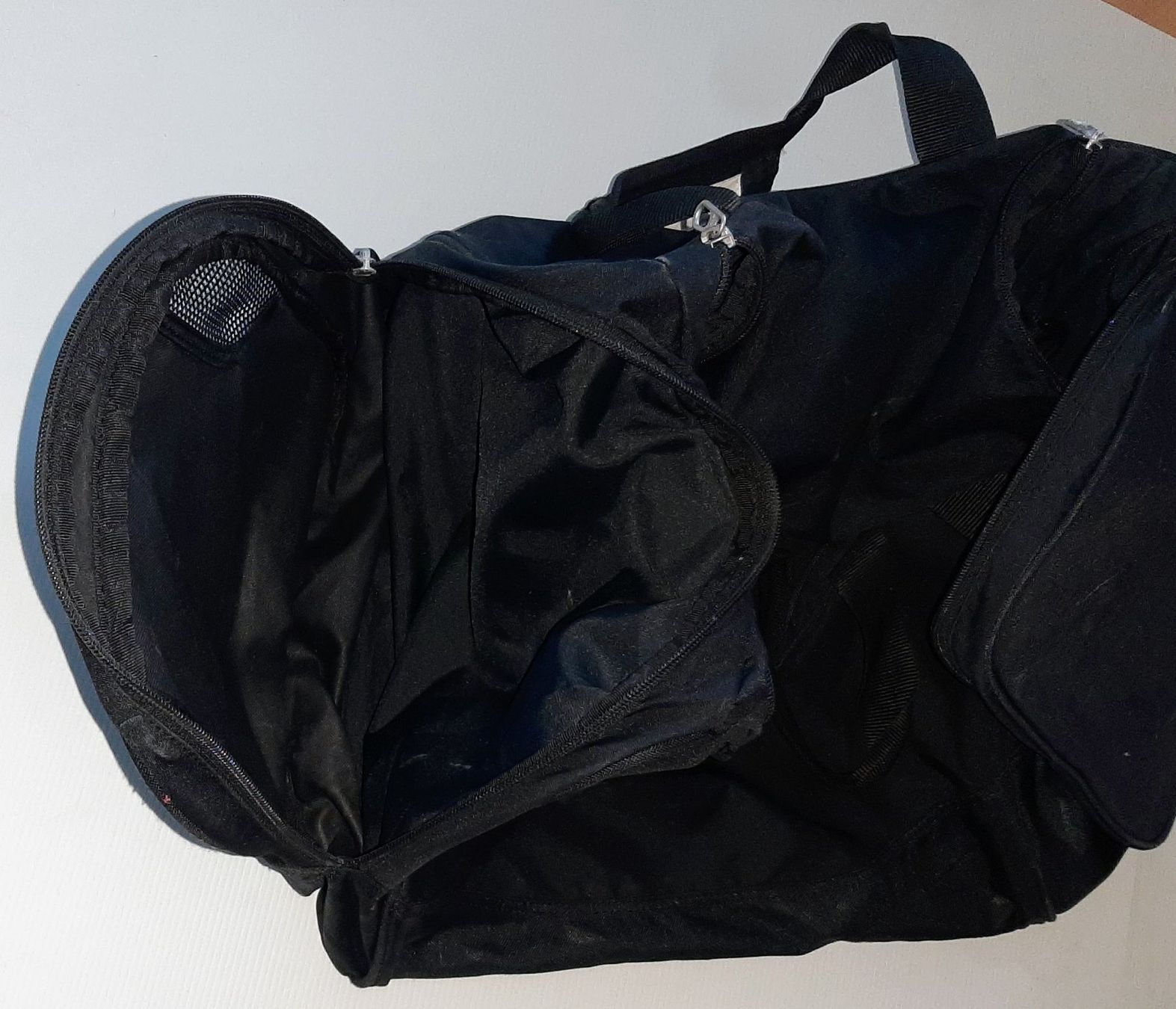 Nike Borse: Sporttasche NIKE schwarz – Usato da Zürich venduto da Zurich 6