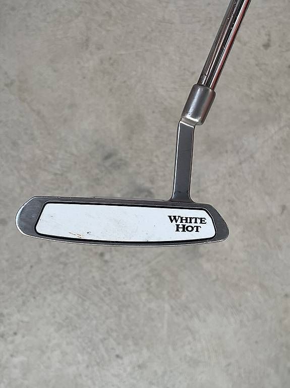 Odyssey Mazze & Set: Odyssey 2-ball Putter – Usato da Bern venduto da mia_8nfn 2