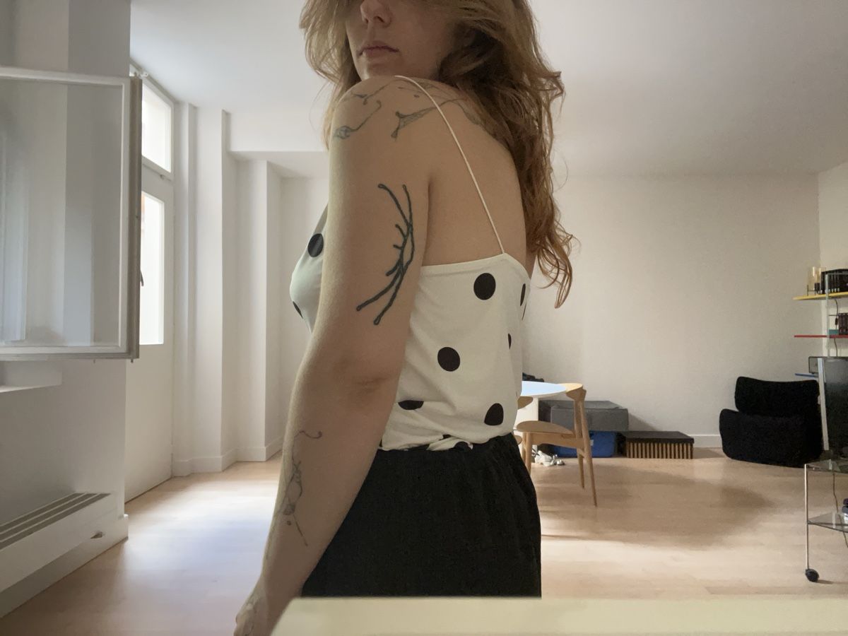 Tops: Top mit Polka Dots Grösse S neuwertig – Gebraucht aus Luzern von seaside_anchor 4