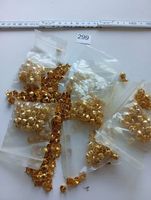 Basteln: Viele goldene Kegelnieten, neuwertig, Top!
