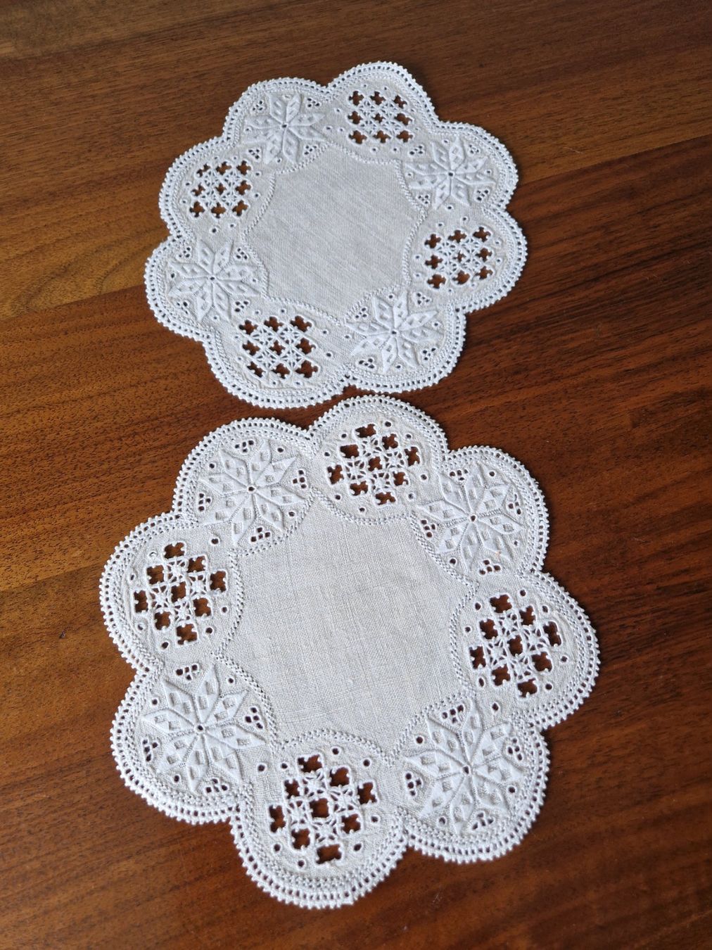 Altra biancheria da tavola: Deckchen Handarbeit – Nuovo (secondo la descrizione) da Bern venduto da Antikbatik 2