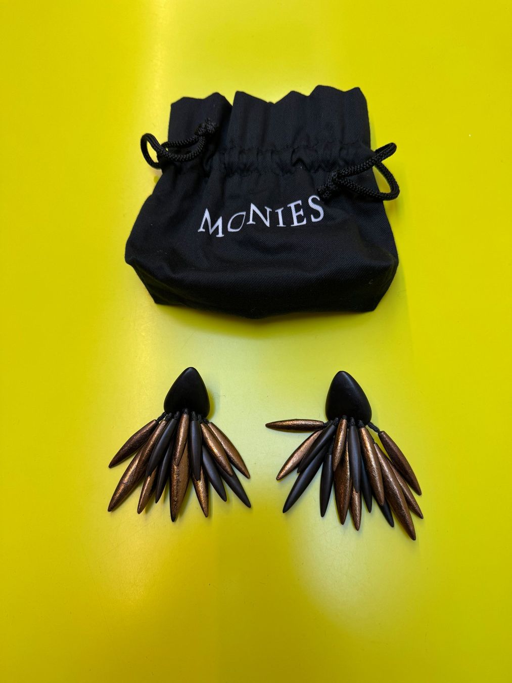 Orecchini pendenti & Orecchini a lobo: Design Ohrclips MONIES – Usato da Zürich venduto da carlotorre