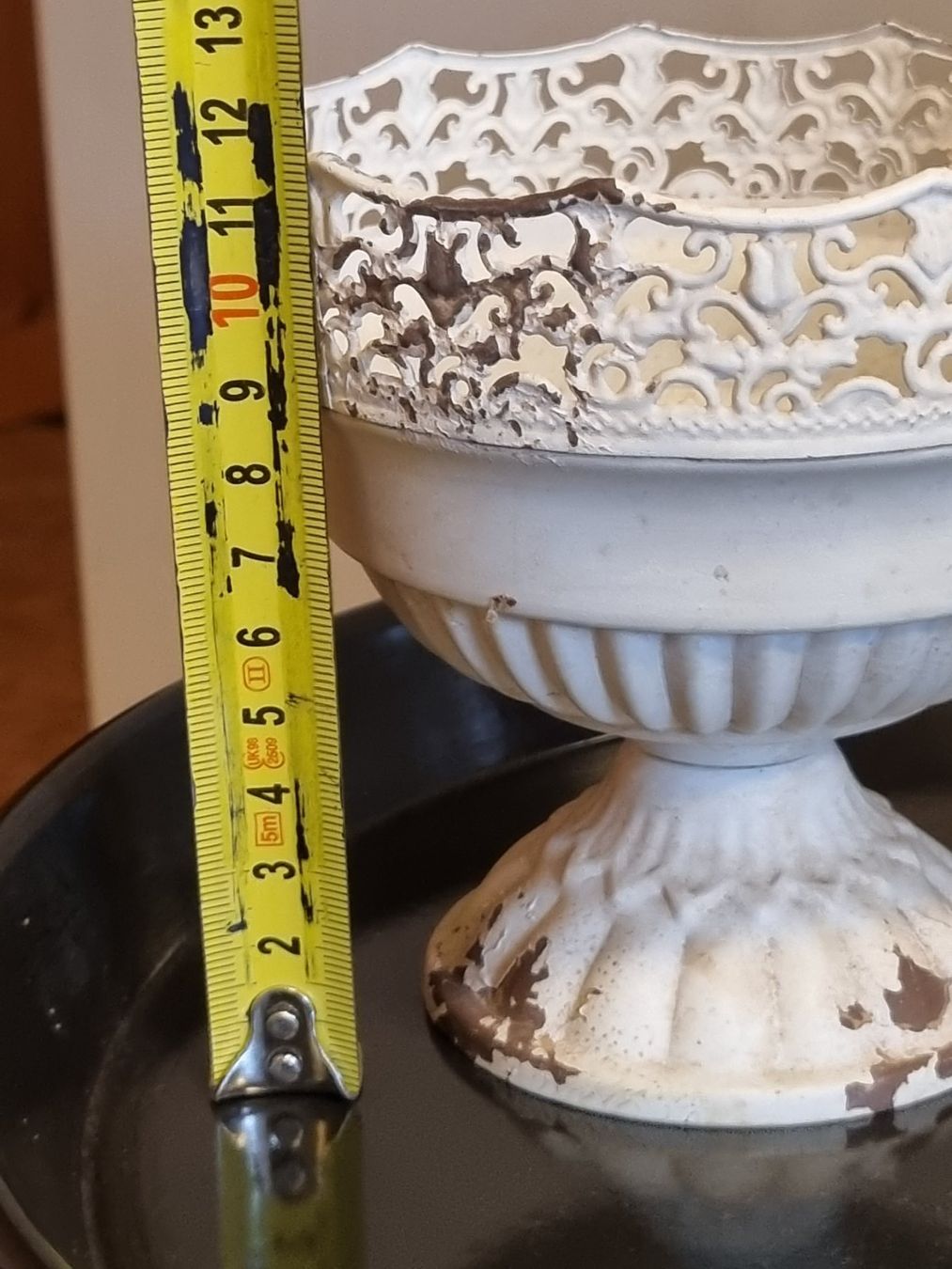 Blumentöpfe: 2 Cachepots auf Fuss Antikstil Shabby Chic – Gebraucht aus Scharnachtal von devin03 6