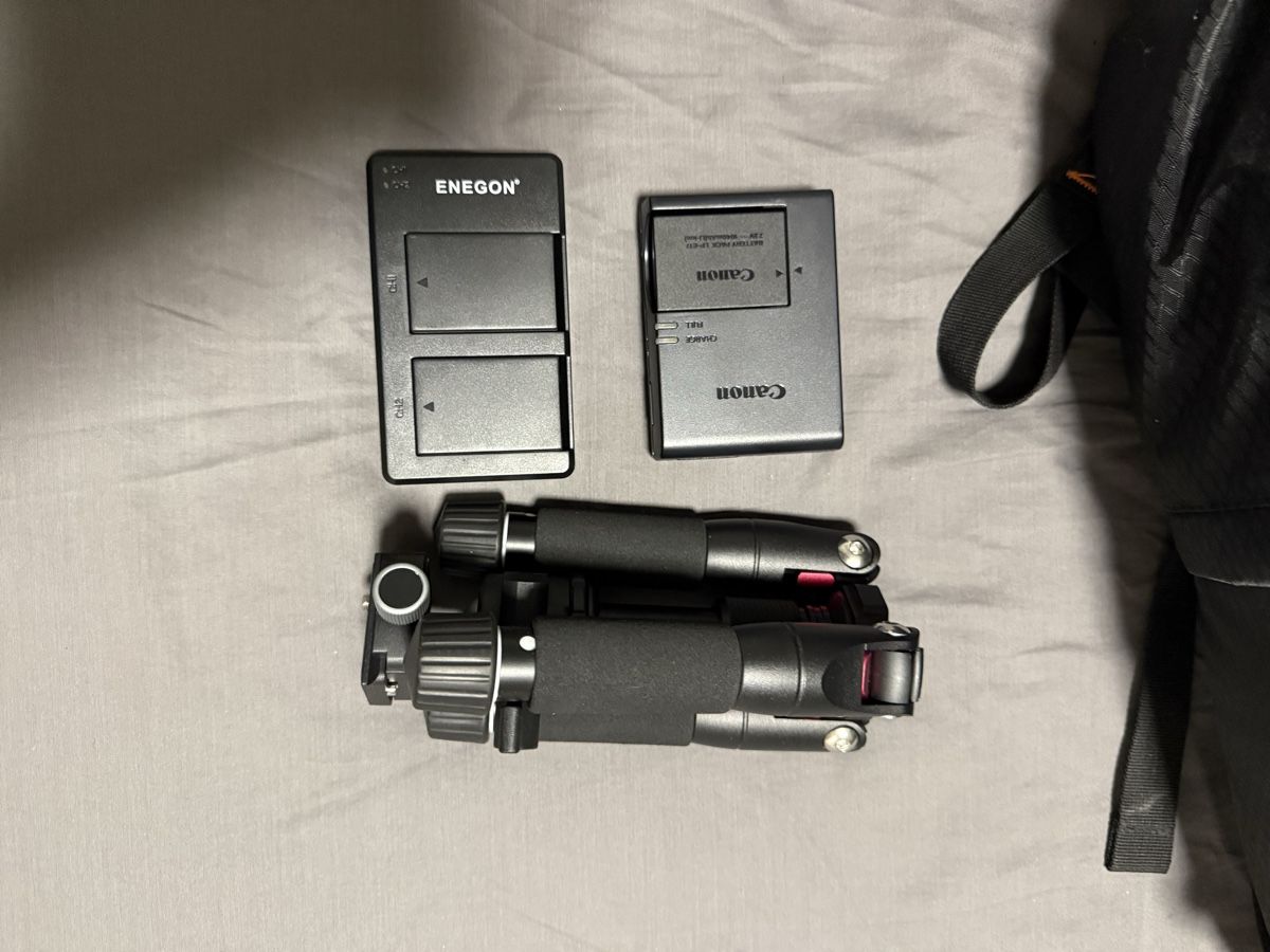 Canon Kamera: Canon Kit EOS R50 + Zubehör – Neu (gemäss Beschreibung) aus Wohlen AG von Francesco_29 3