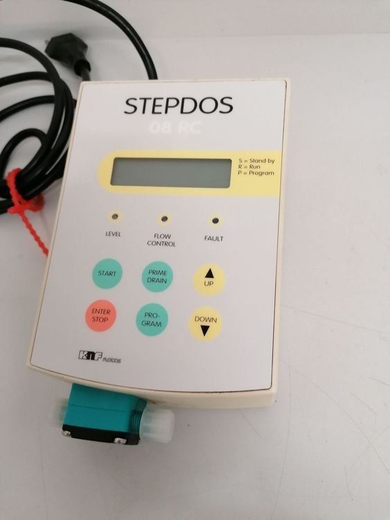 Accessori da laboratorio: KNF Stepdos 08 RC - Membranpumpe – Usato da Niederdorf venduto da LeptonAG_Labor 2