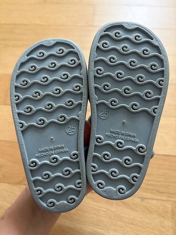 Scarpe per ragazzi: Igor Barefoot Sandalen Gr. 25 – Usato da Zürich venduto da beg_nlp8 3