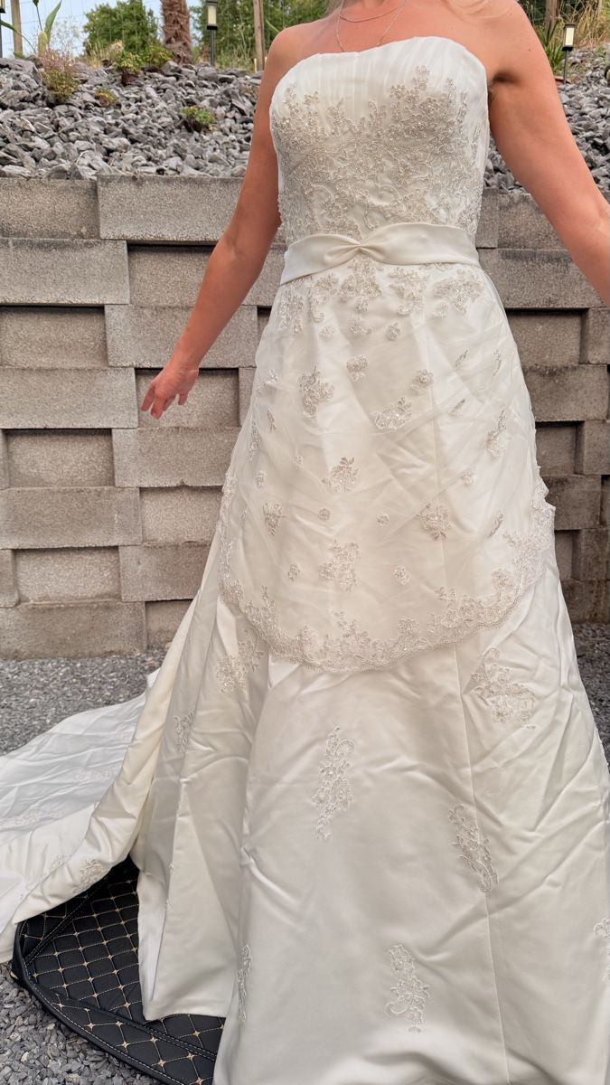 Vestiti: Hochzeitskleid – Usato da Eiken venduto da sanyok700 1