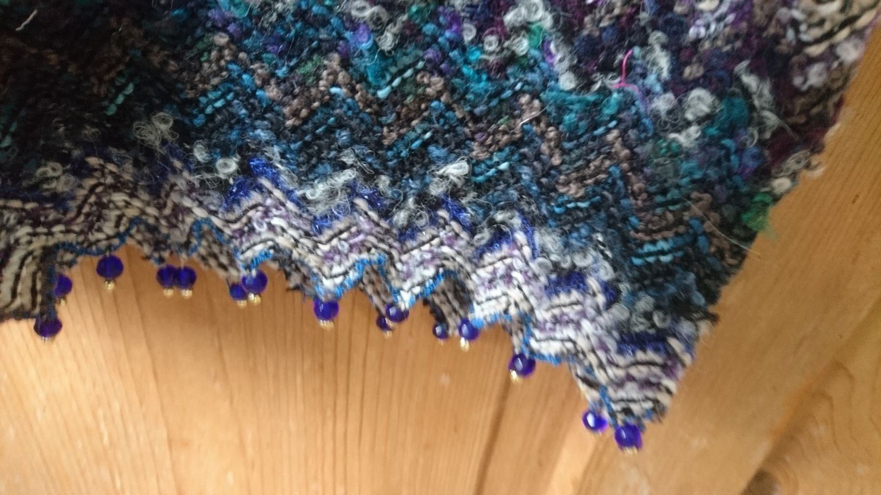 Vestiti: Kuscheliges Strickkleid mit Perlen – Usato da Schüpfen venduto da ardiphne 4
