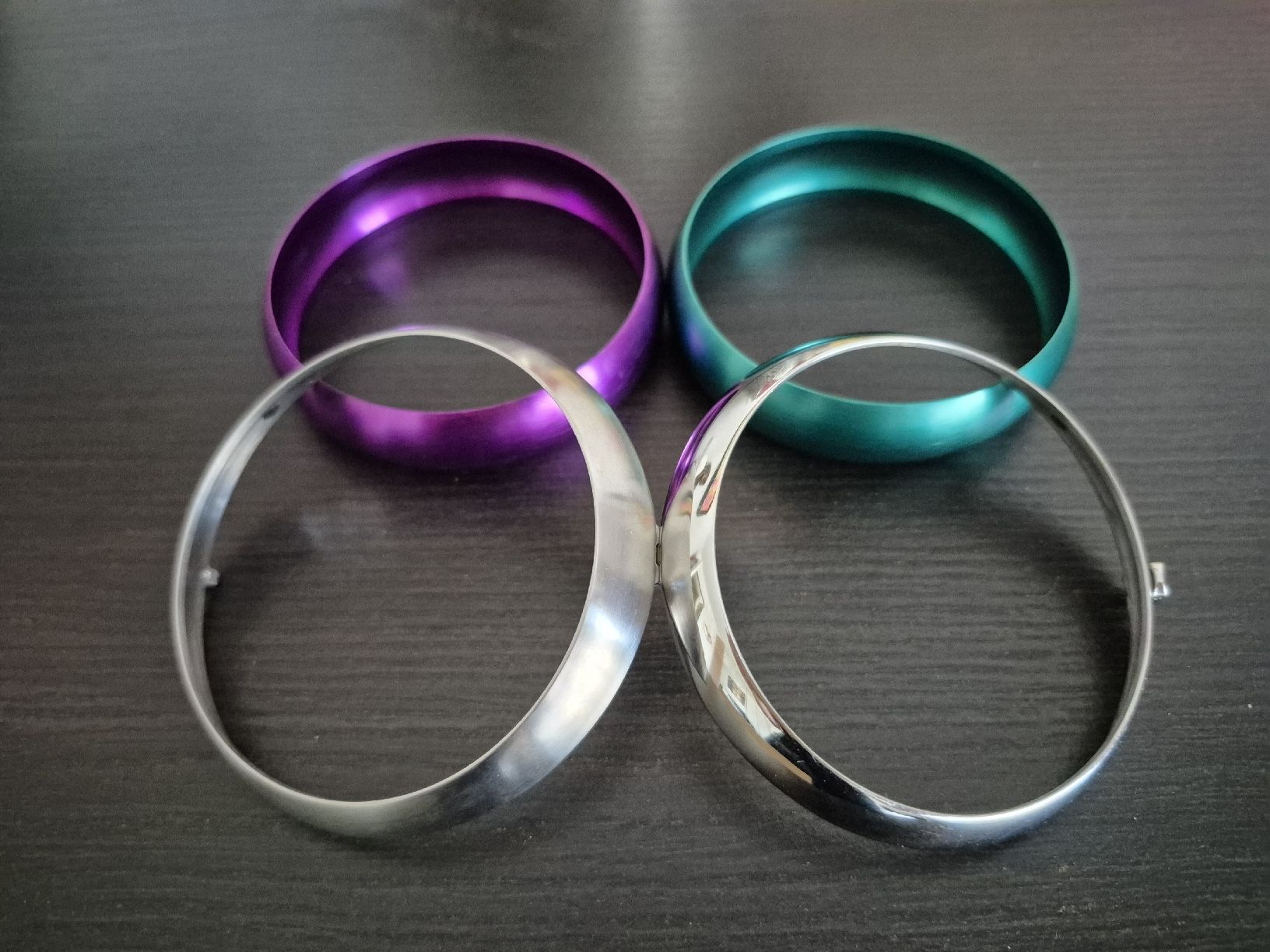 Breil Bracciali & Braccialetti: Armreifen-Set von BREIL – Usato da Volketswil venduto da Sbloona 2