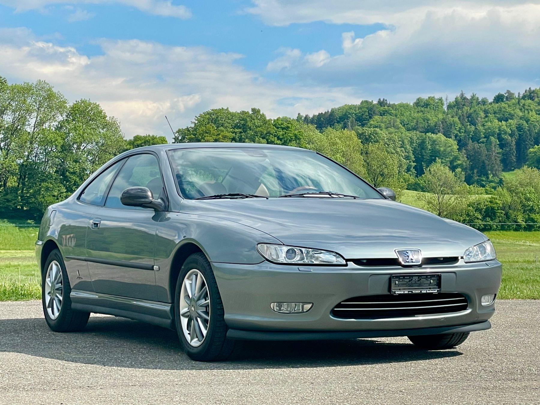 Peugeot Automobili: Peugeot 406 Coupé  settant'anni – Usato da Belp venduto da Detailfreak 4