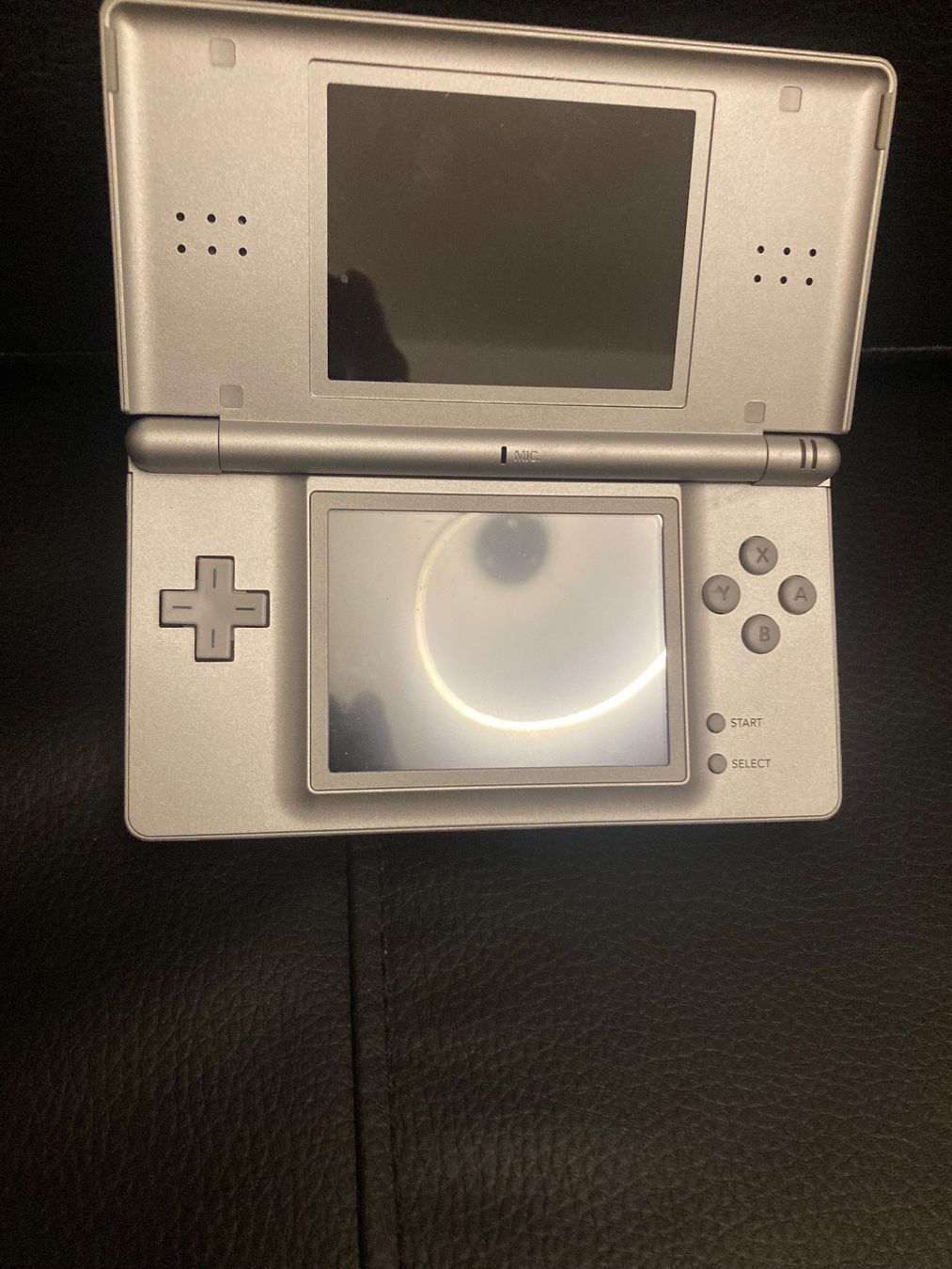 Nintendo Console: Nintendo DS Lite Silber Mint!! – Nuovo (secondo la descrizione) da Bern venduto da TotheMoonnn 1