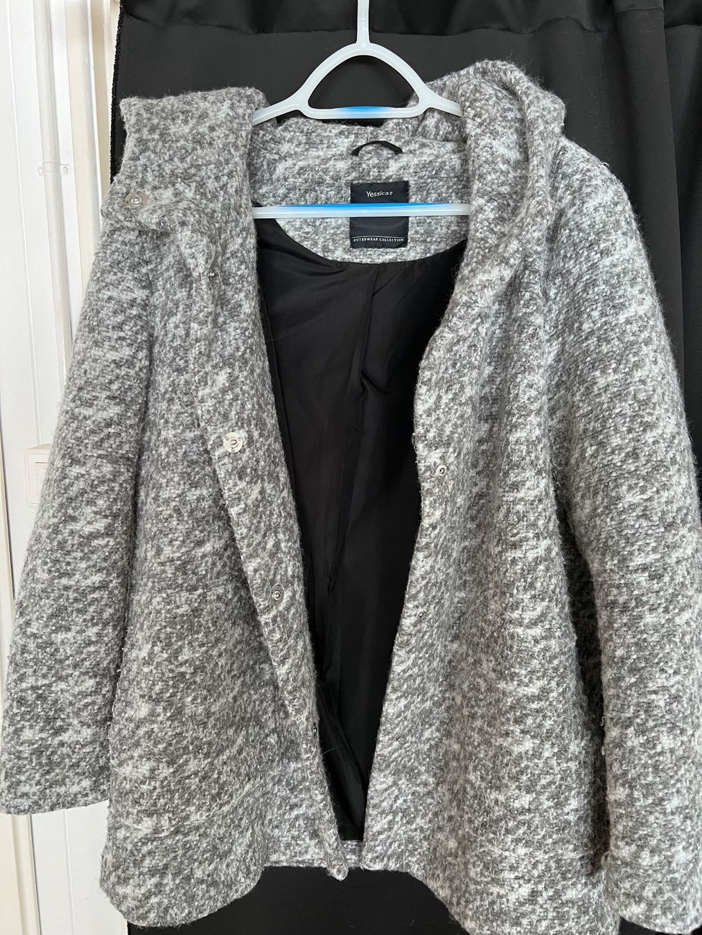 C&A Cappotti: Manteau d’hiver C&A | Taille 42 – Usato da Charmey (Gruyère) venduto da ya_12 3