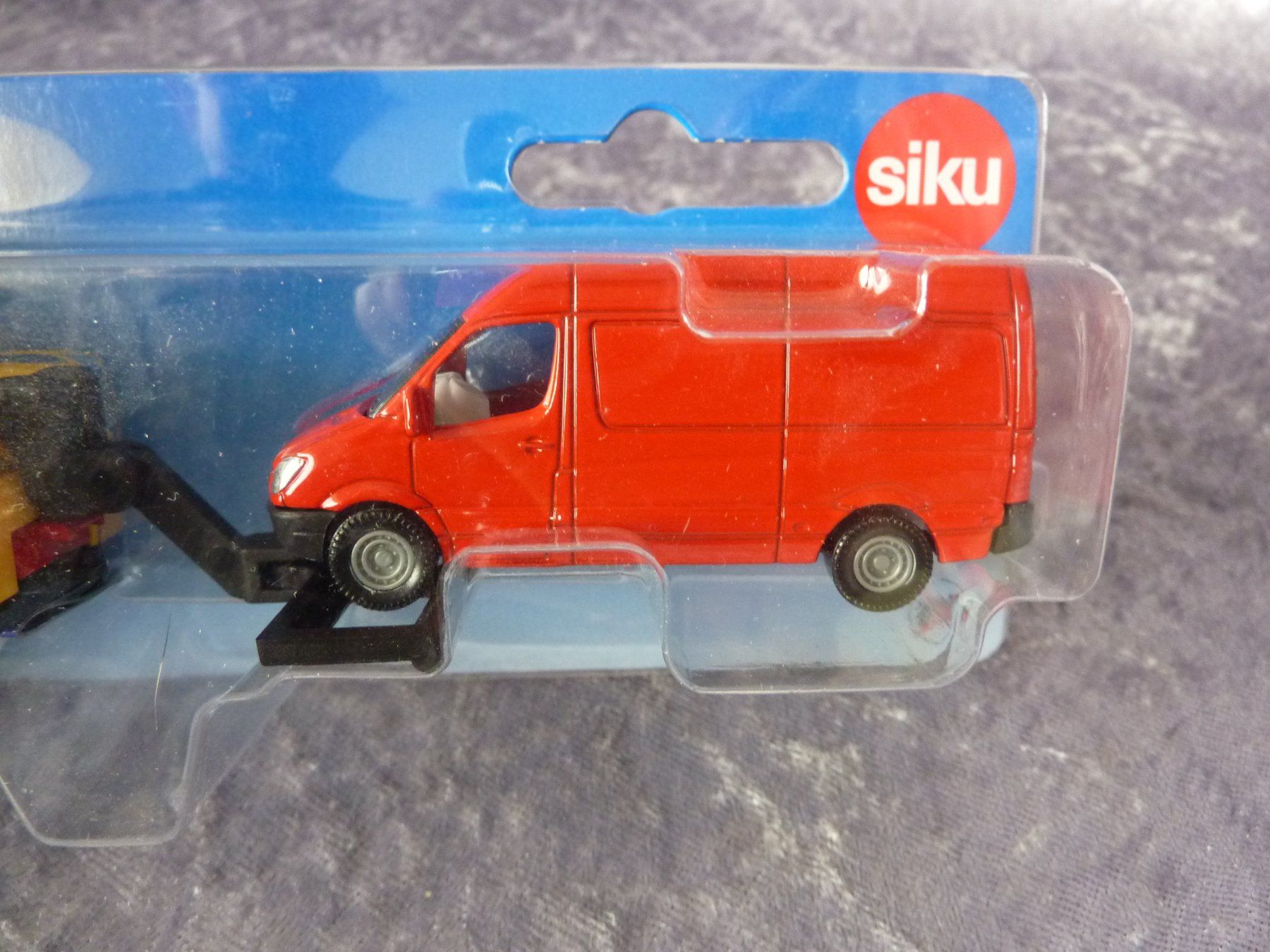 Siku Modellautos: Abschleppwagen mit PKW 1667 Siku – Neu (gemäss Beschreibung) aus Dürrenäsch von modellautos4you 1
