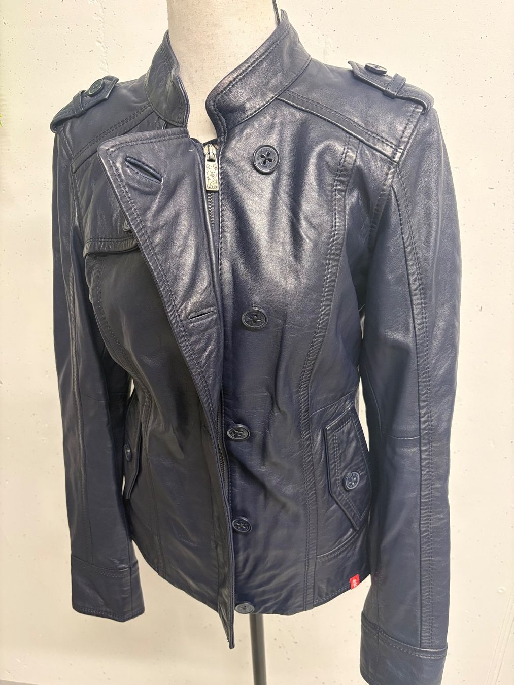 Esprit Giacche: EDC Esprit Lederjacke dunkelblau Gr. M – Nuovo (secondo la descrizione) da Regensdorf venduto da secondchancefashion 5