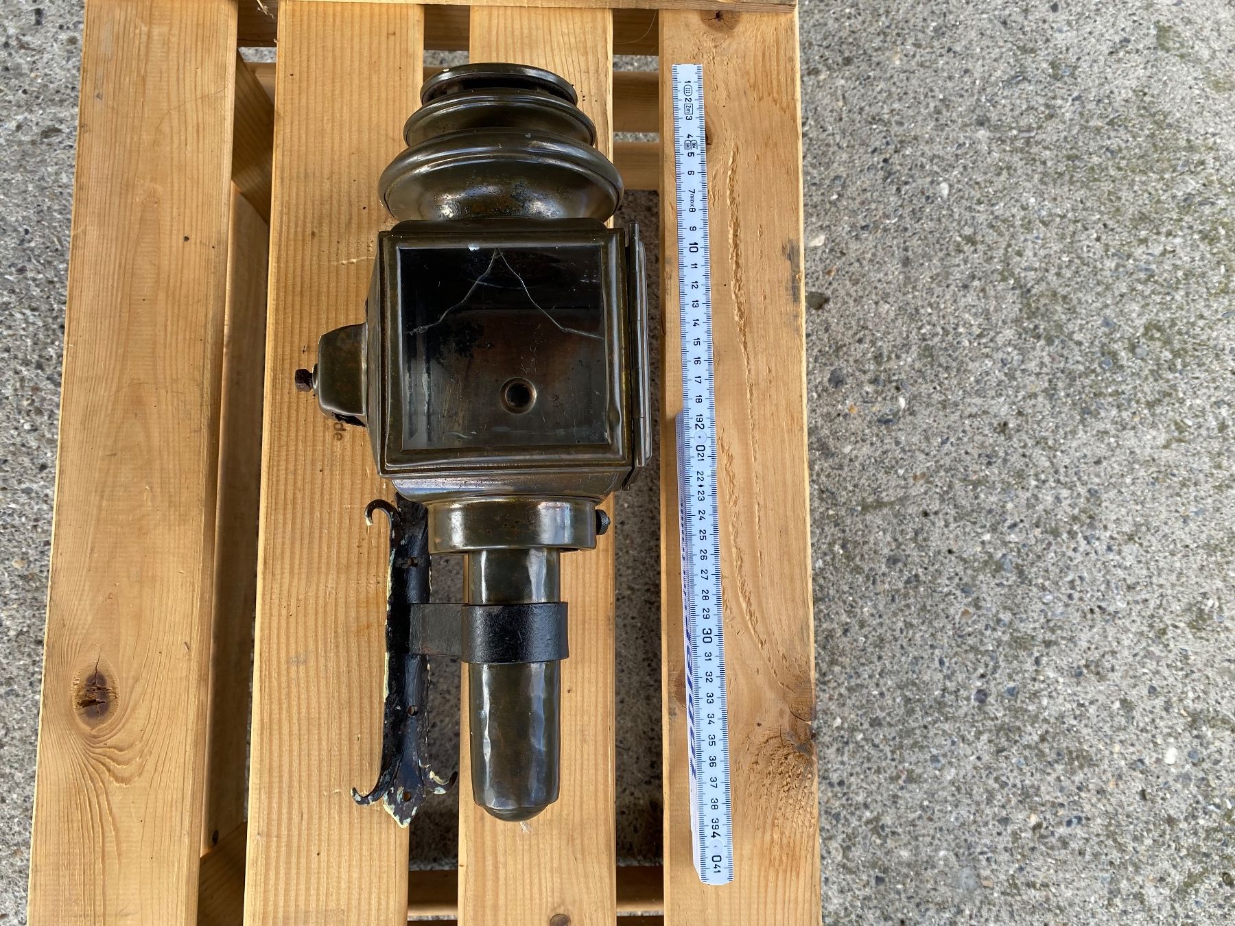 Lampen: seltene antike Ford Oldtimer Lampe aus den USA – Gebraucht aus Feldbach von Fea1 9
