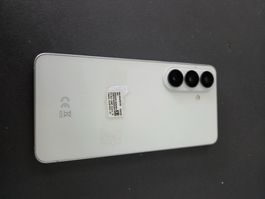 Samung Galaxy S26 256GB White