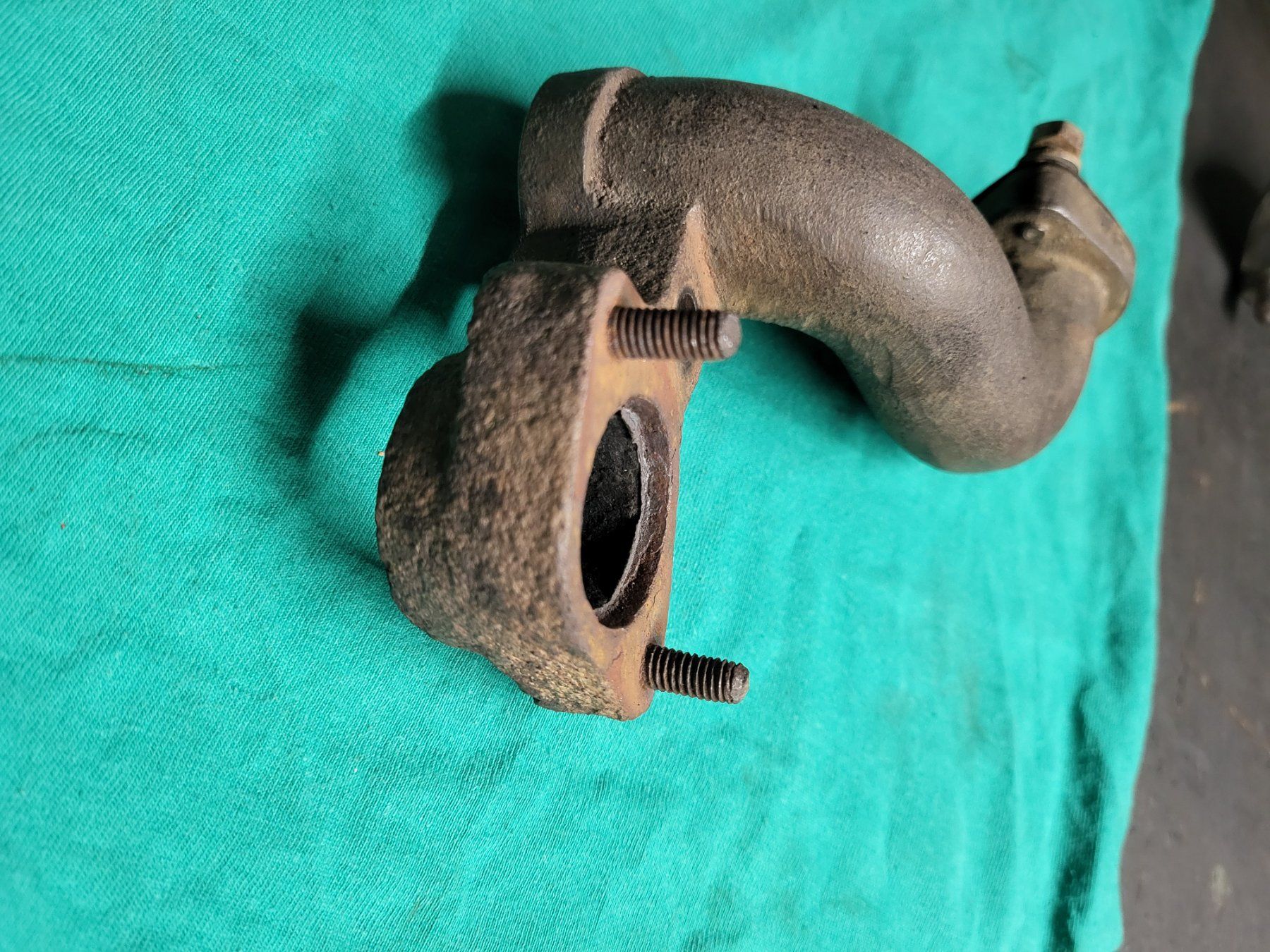 Motoren: Ansaugstuzen MAG 1040 – Gebraucht aus malters von jouni 3