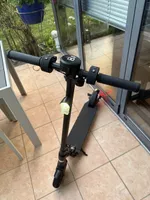Elektrischer Trottinett (Escooter) schwarz klappbar