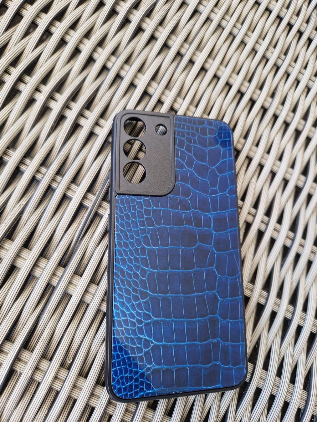 Samsung Coques & Protection écran: Coque samsung S22 plus 5G bleu croco – Neuf avec emballage d'origine à Pully par Andalous
