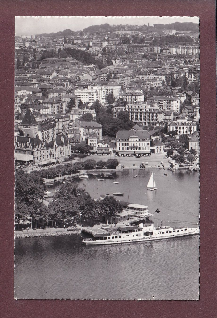 Cartoline postali: LAUSANNE - Ouchy - Le Port - 1964 – Usato da Pully venduto da nicecards