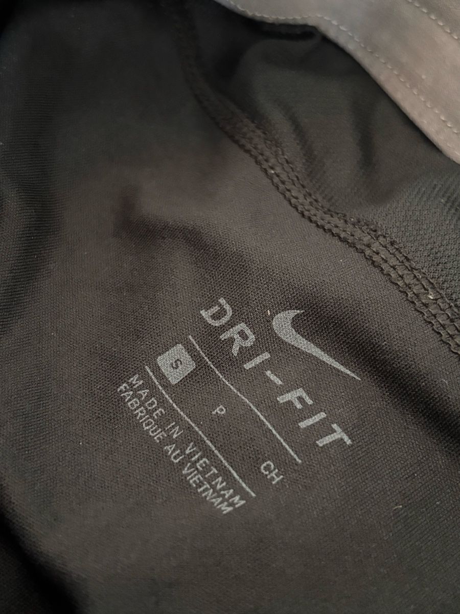 Lotti di vestiti: Nike ensemble  – Usato da Crans-Montana venduto da Jano_brn 2