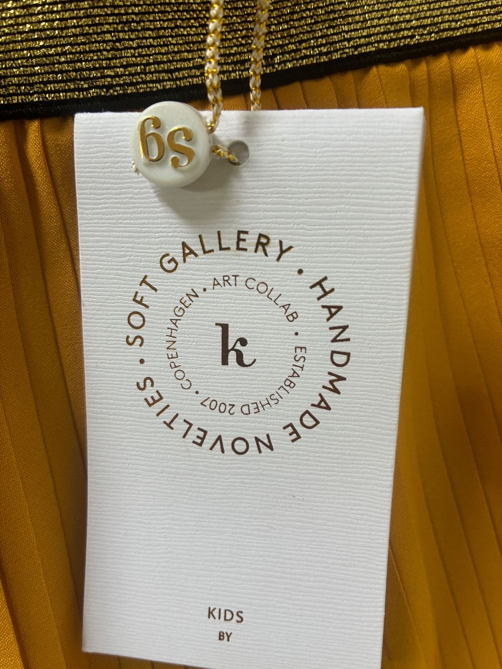 Robes et jupes: Soft Gallery Rock neu – Neuf avec emballage d'origine à Fribourg par waves55