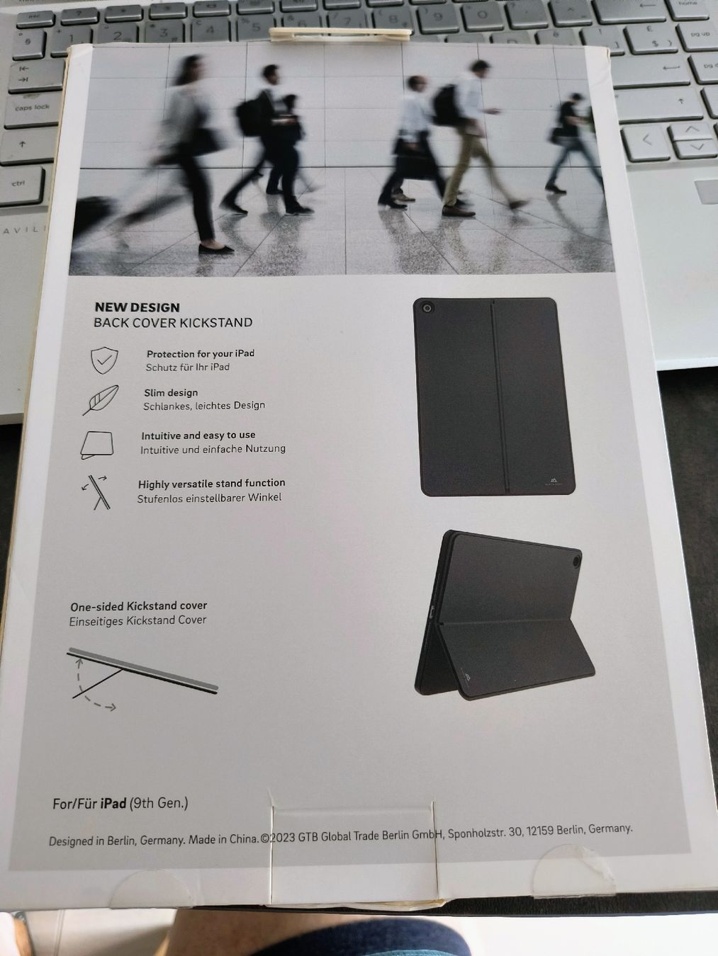 Apple Cover & Protezioni schermo: Neues Black Rock iPad 9. Gen. Case mit Kickstand – Nuovo e nell'imballaggio originale da Würenlingen venduto da Striga 1